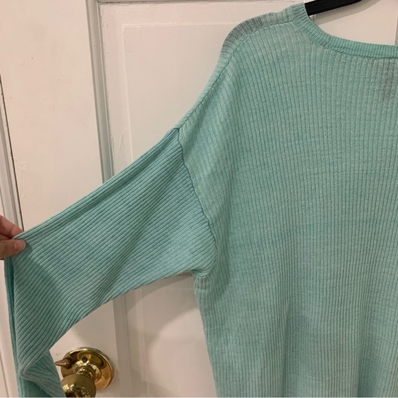 Eileen Fisher Organic Linen Delave Crew Neck Top Boxy Fit Long Length Size Med - Picture 7 of 11